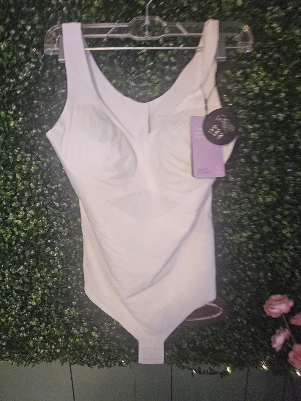 Honeylove Sculpting White Shaping Bodysuit